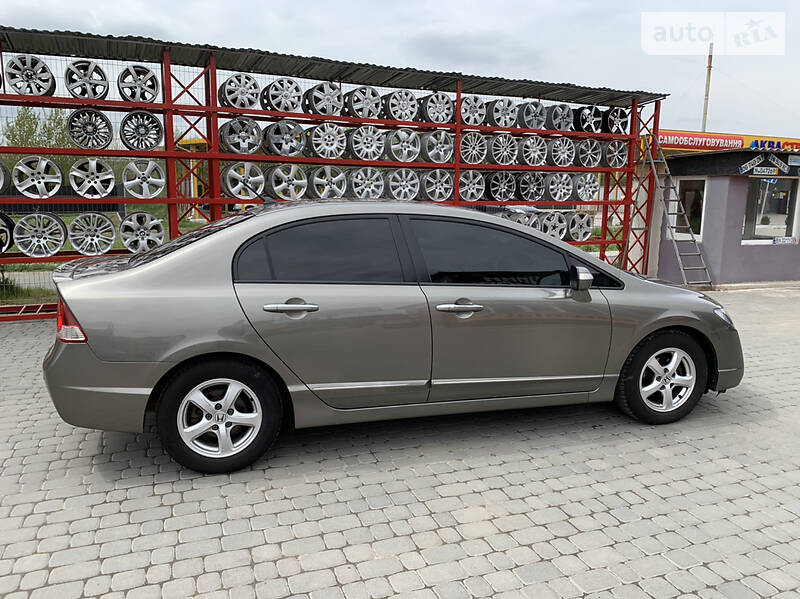 Седан Honda Civic 2007 в Хмельницькому