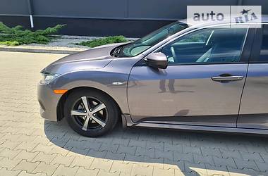 Седан Honda Civic 2016 в 