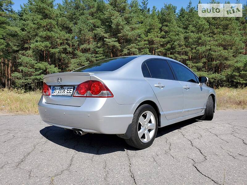 Седан Honda Civic 2008 в Кременчуці
