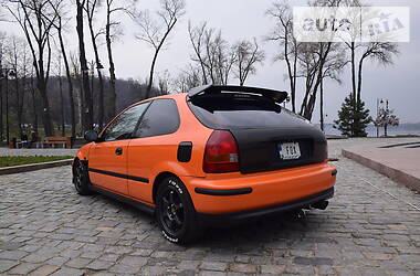 Хэтчбек Honda Civic 1996 в 