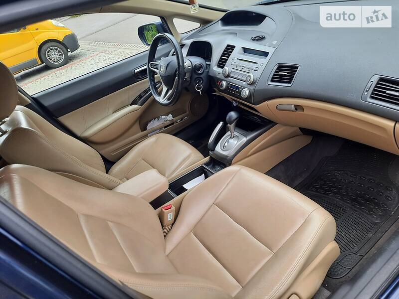 Седан Honda Civic 2008 в Луцке