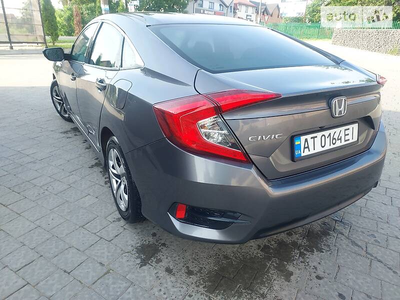 Седан Honda Civic 2018 в Івано-Франківську