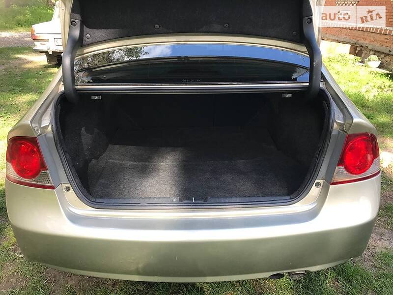 Седан Honda Civic 2008 в Виннице