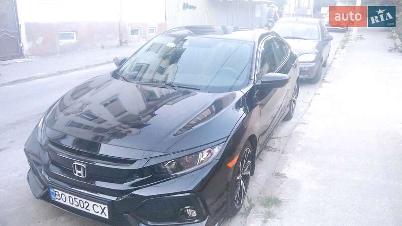 Седан Honda Civic 2019 в Тернополе