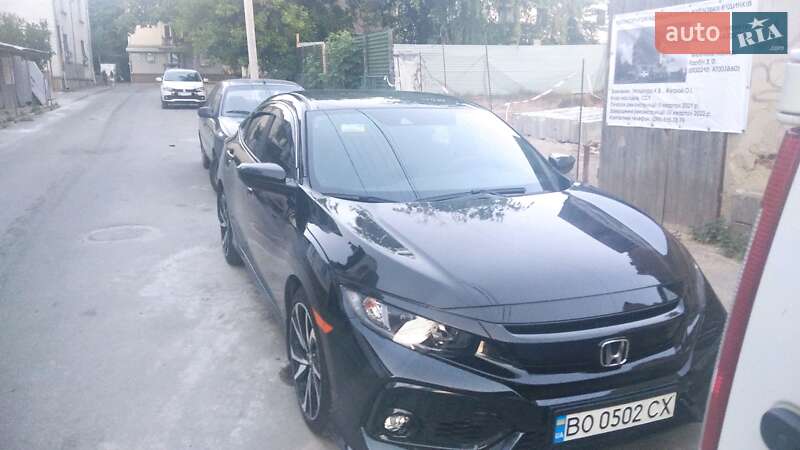 Седан Honda Civic 2019 в Тернополе