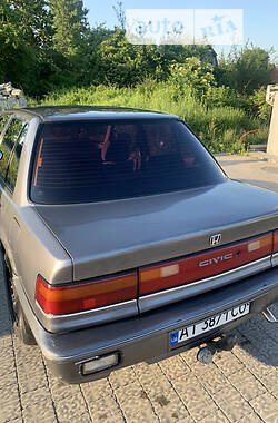 Седан Honda Civic 1991 в Івано-Франківську