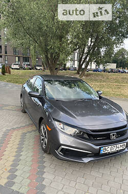 Седан Honda Civic 2018 в Львове