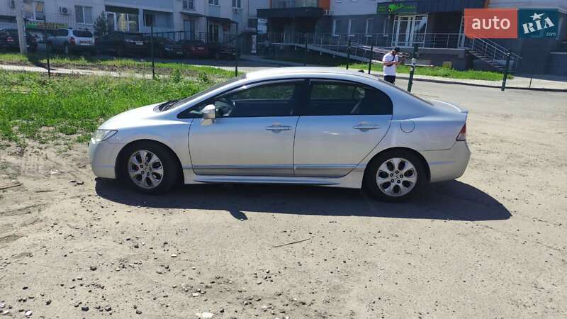 Седан Honda Civic 2008 в Киеве