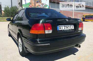 Седан Honda Civic 1999 в Киеве