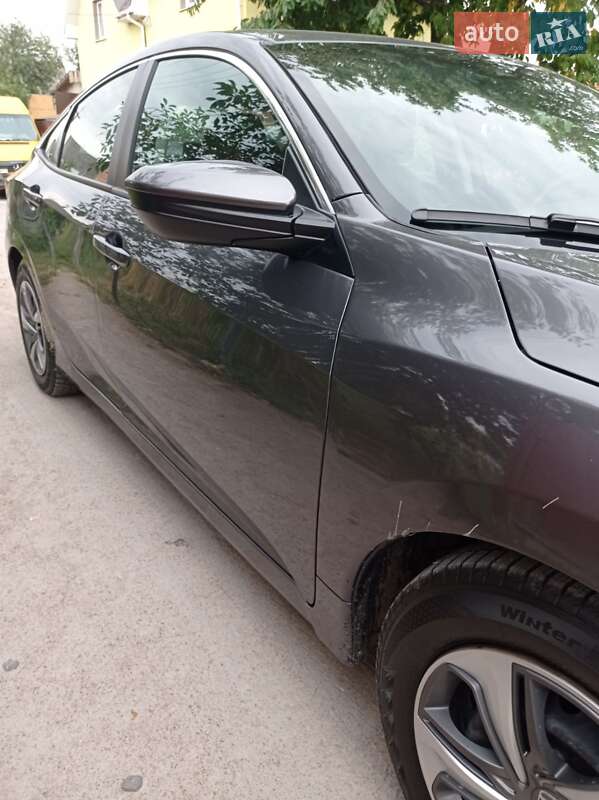 Седан Honda Civic 2019 в Фастове