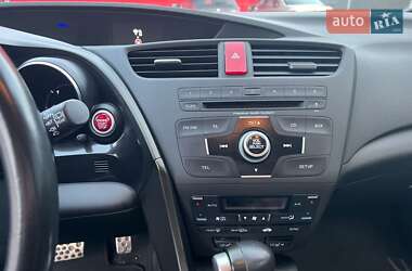 Хэтчбек Honda Civic 2013 в 