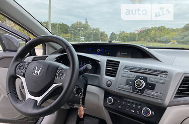Седан Honda Civic 2012 в 