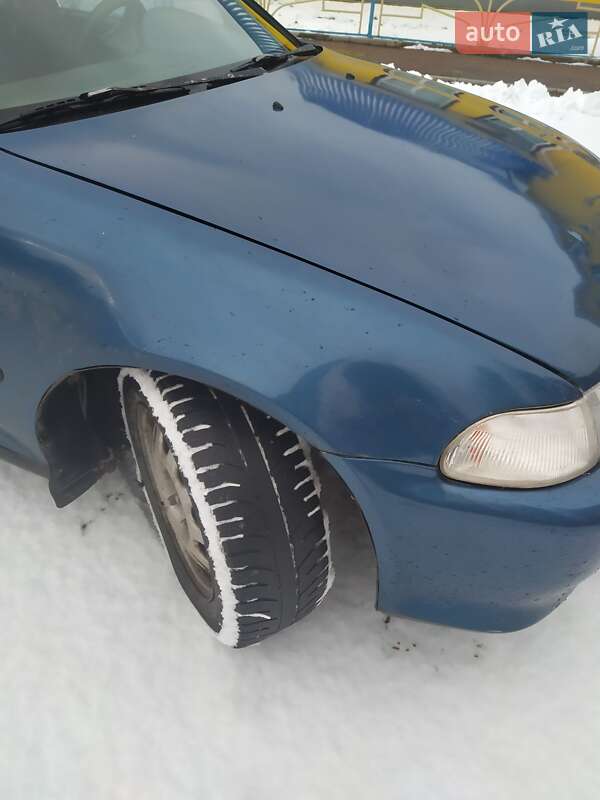 Седан Honda Civic 1993 в Конотопе