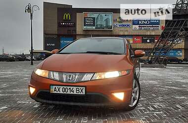 Хэтчбек Honda Civic 2008 в Харькове