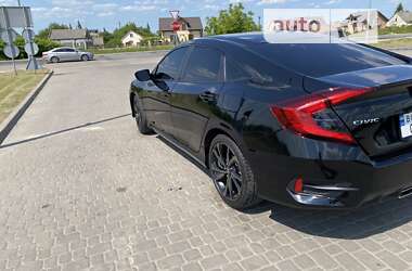 Седан Honda Civic 2019 в Львові