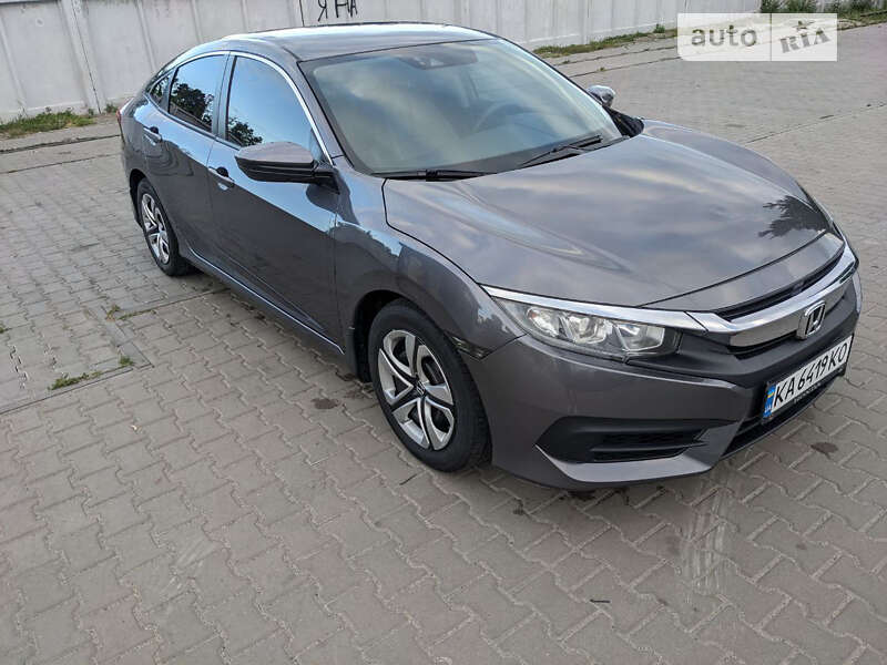 Седан Honda Civic 2017 в Киеве