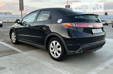Хэтчбек Honda Civic 2008 в 