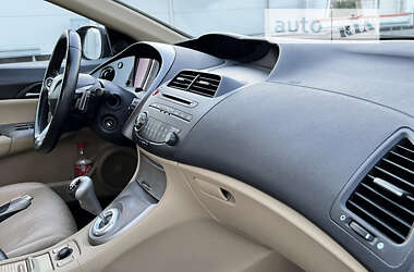 Хэтчбек Honda Civic 2008 в 