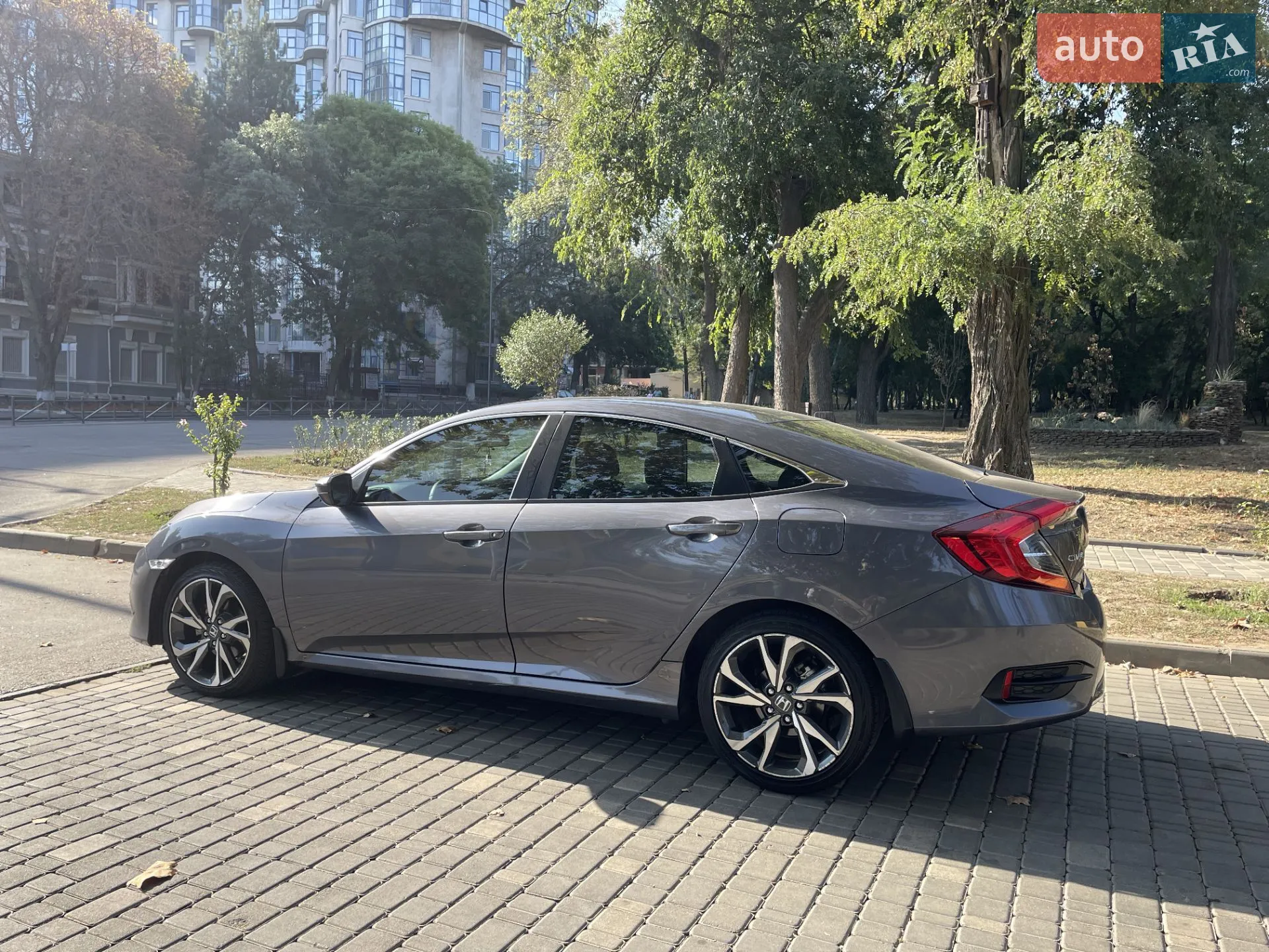 2020 Honda Civic - фото 1