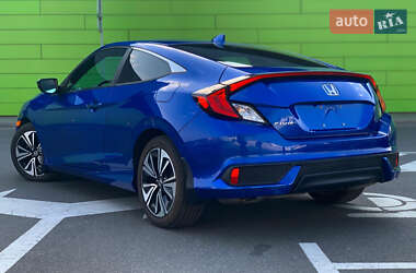 Купе Honda Civic 2016 в 