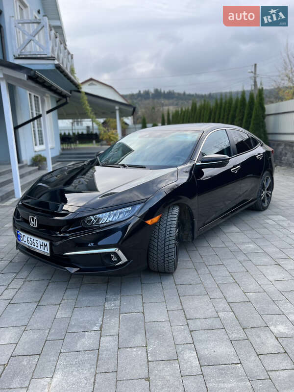 Седан Honda Civic 2019 в Старом Самборе