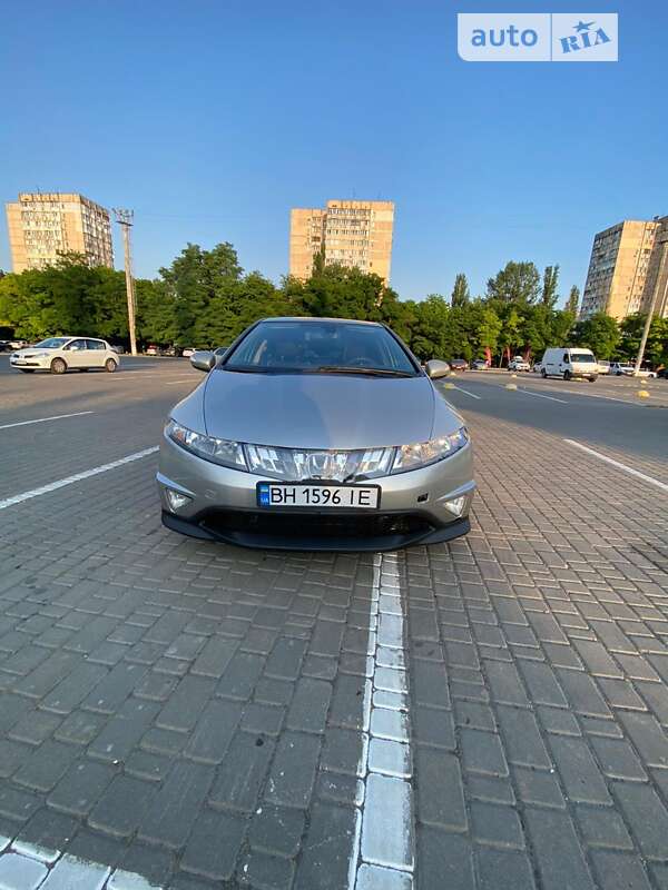 Хэтчбек Honda Civic 2008 в Одессе