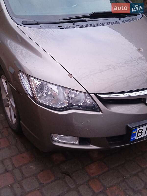 Седан Honda Civic 2007 в Миргороде
