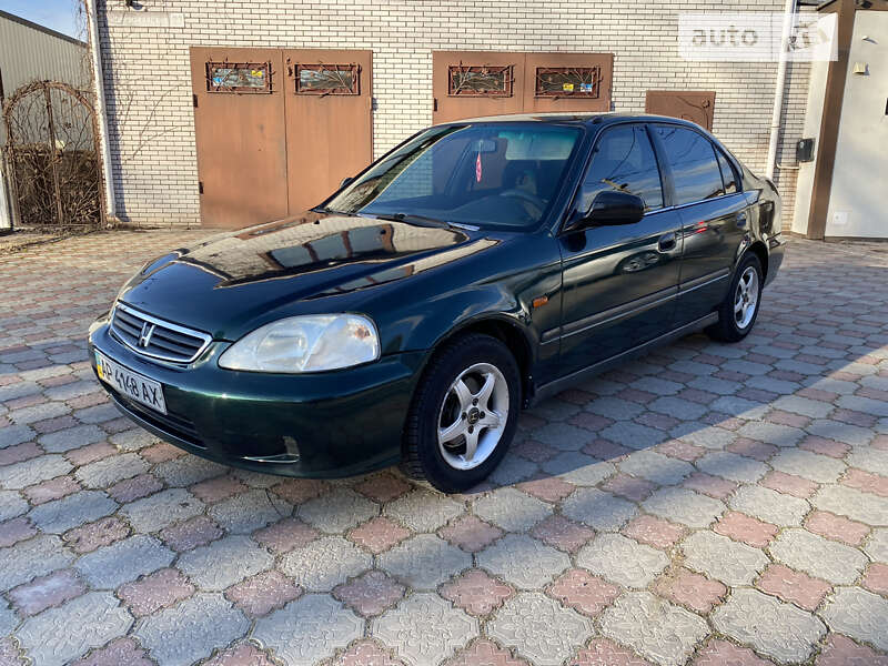 Седан Honda Civic 2000 в Запоріжжі