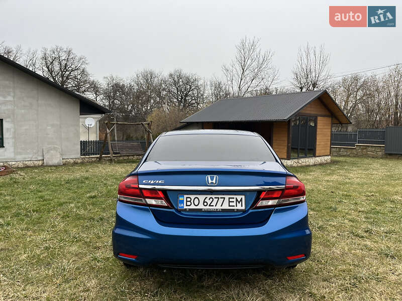 Седан Honda Civic 2015 в Тернополе