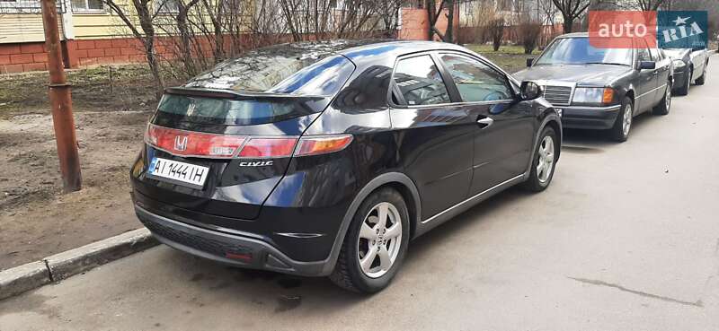 Хэтчбек Honda Civic 2008 в Белой Церкви