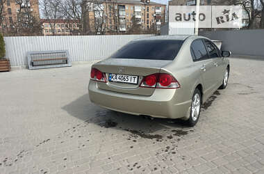 Седан Honda Civic 2008 в Староконстантинове