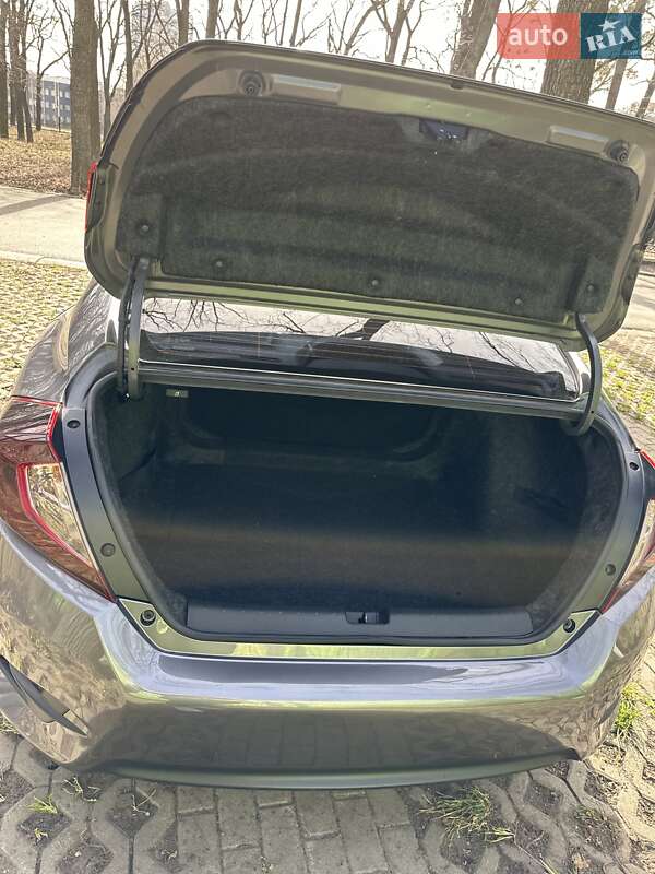 Седан Honda Civic 2017 в Харкові