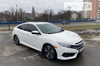 Седан Honda Civic 2016 в Киеве