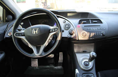 Хэтчбек Honda Civic 2008 в Одессе