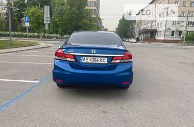 Седан Honda Civic 2014 в Днепре