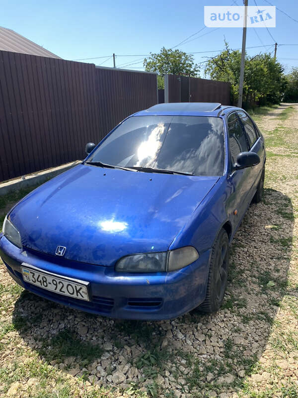 Хэтчбек Honda Civic 1993 в Черноморске