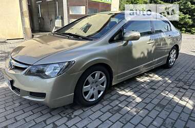 Седан Honda Civic 2008 в Львове