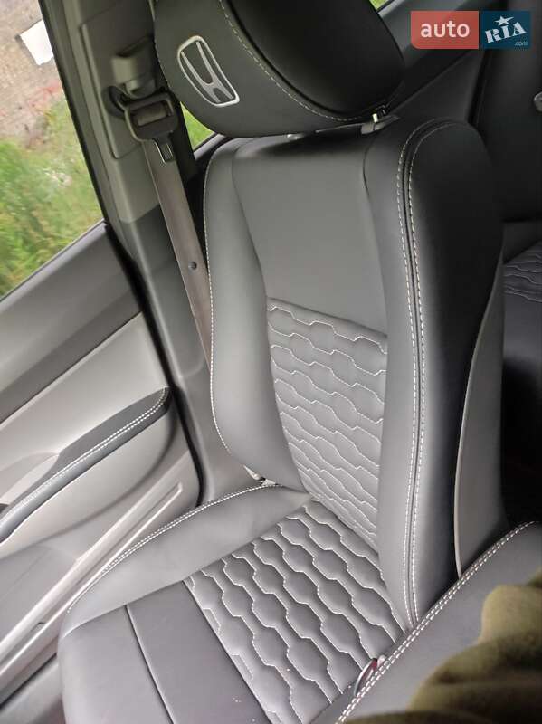 Седан Honda Civic 2007 в Остроге