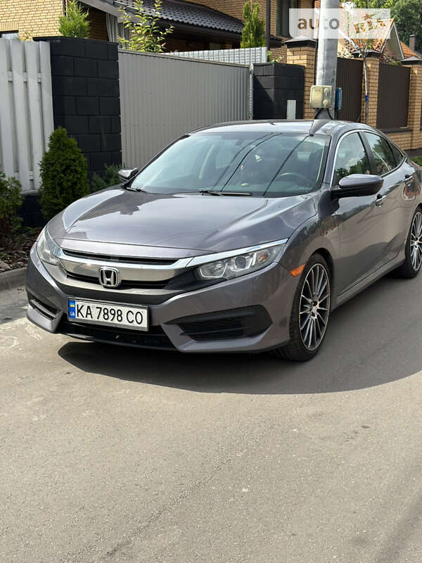 Седан Honda Civic 2016 в Києві