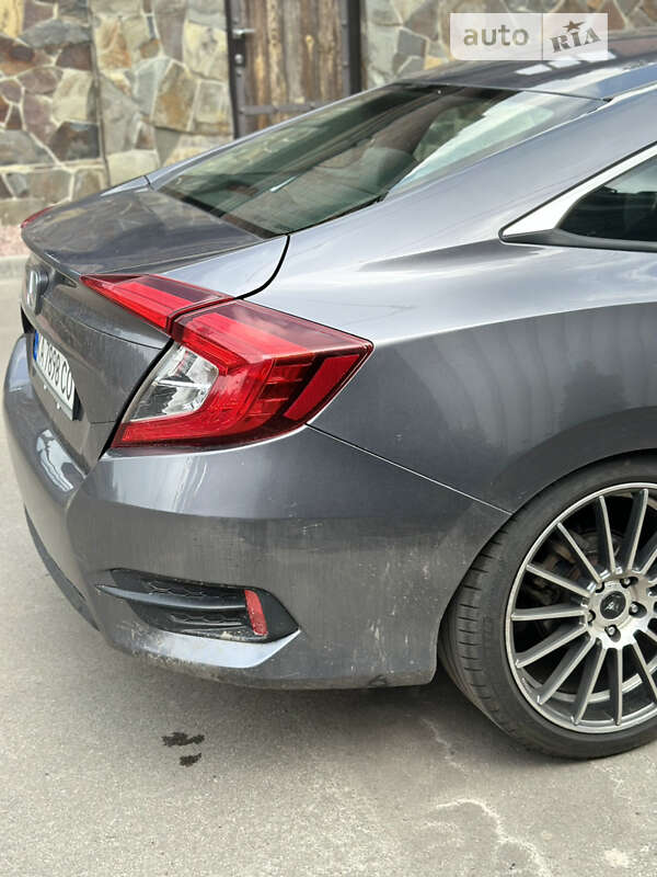 Седан Honda Civic 2016 в Києві