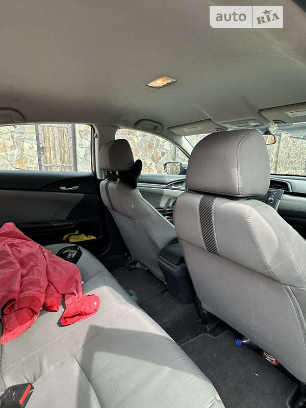 Седан Honda Civic 2016 в Києві