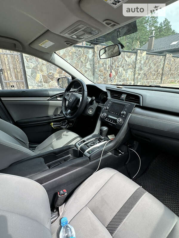 Седан Honda Civic 2016 в Києві