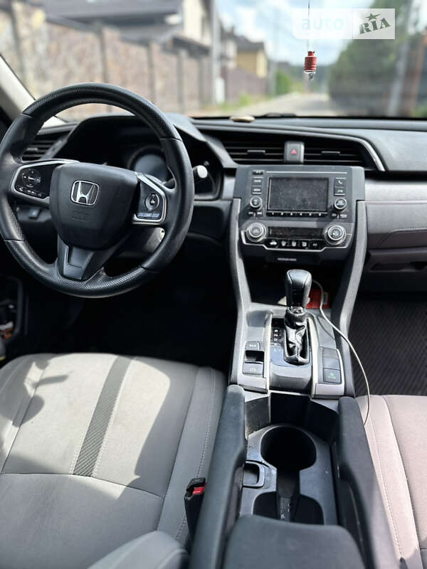 Седан Honda Civic 2016 в Києві