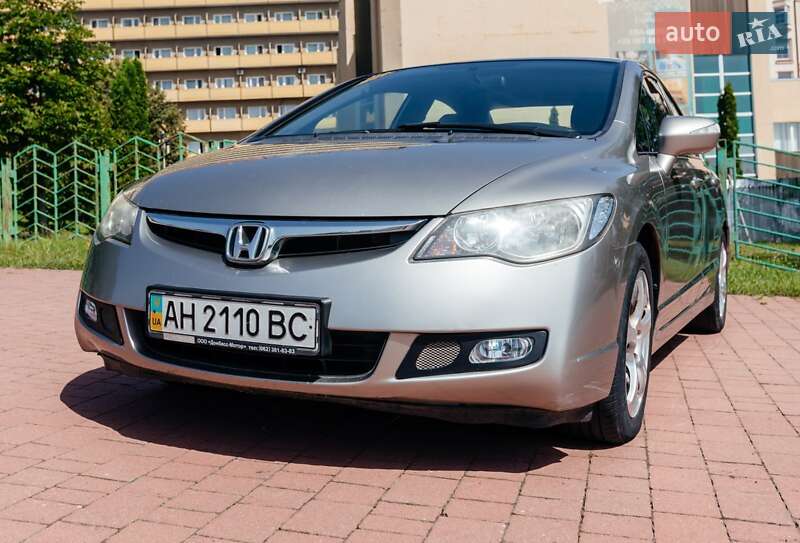 Седан Honda Civic 2006 в Трускавці