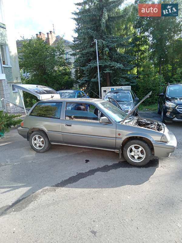 Хэтчбек Honda Civic 1988 в Тернополе