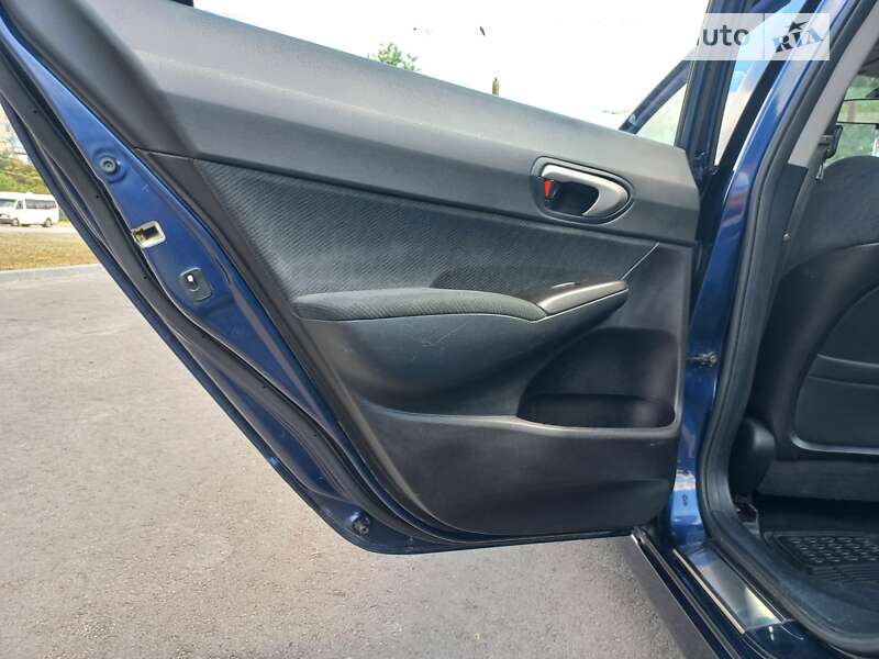Седан Honda Civic 2009 в Кривом Роге