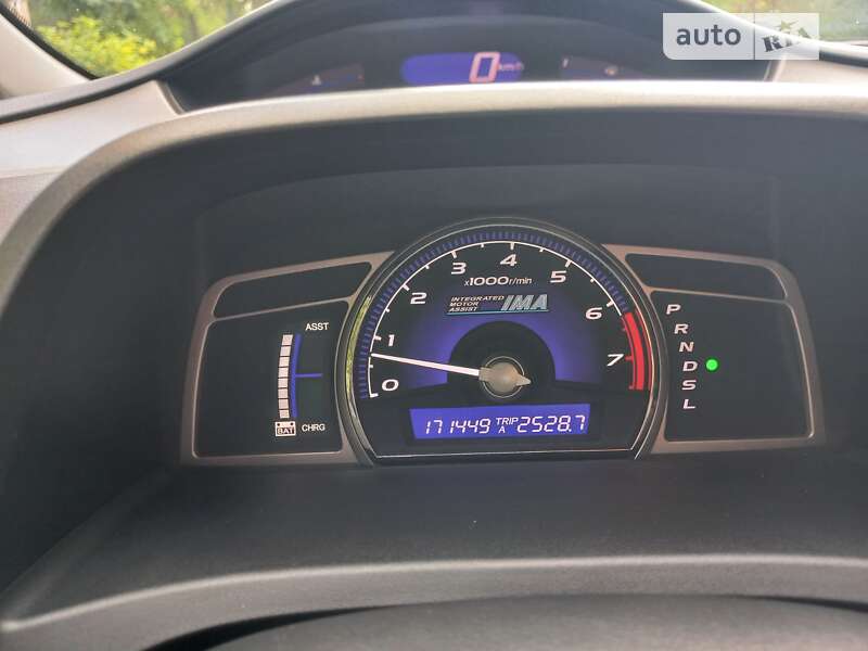 Седан Honda Civic 2009 в Кривом Роге