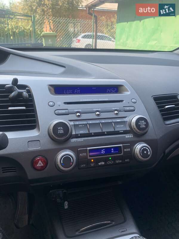 Седан Honda Civic 2007 в Львове