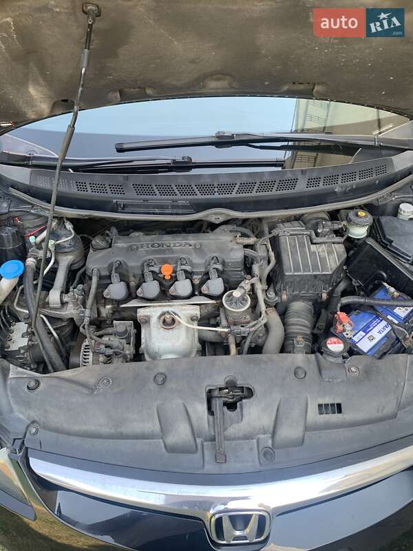 Седан Honda Civic 2007 в Львове