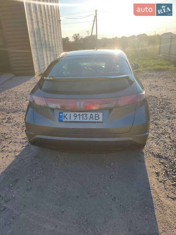 Хетчбек Honda Civic 2006 в Києві